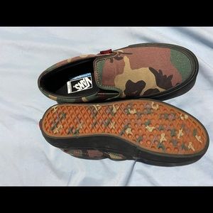 Camo Vans Slip on Pro men’s 7.5